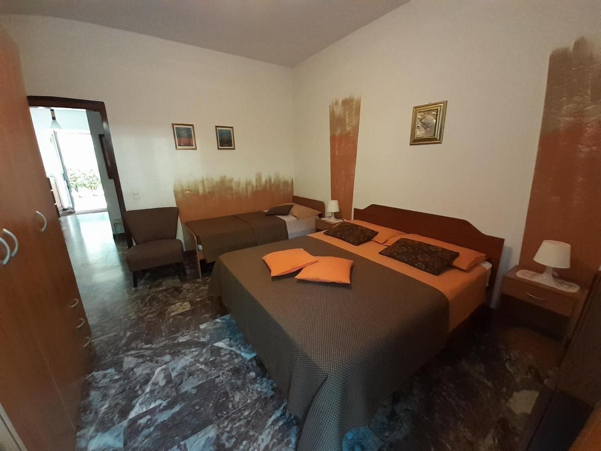Saglia Apartments Малчезине Екстериор снимка