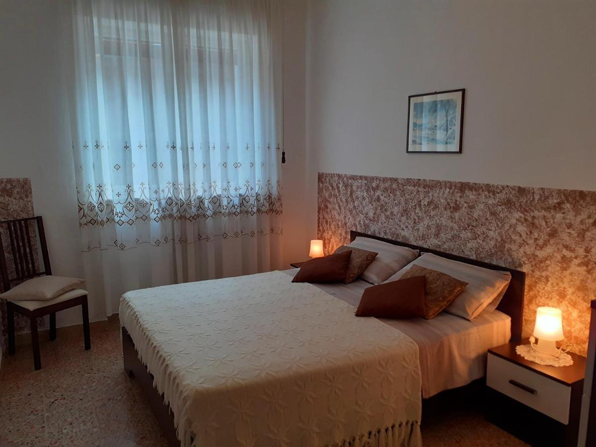 Saglia Apartments Малчезине Екстериор снимка