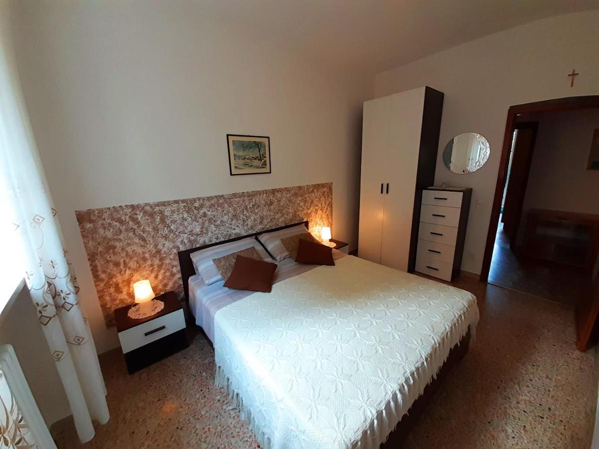 Saglia Apartments Малчезине Екстериор снимка