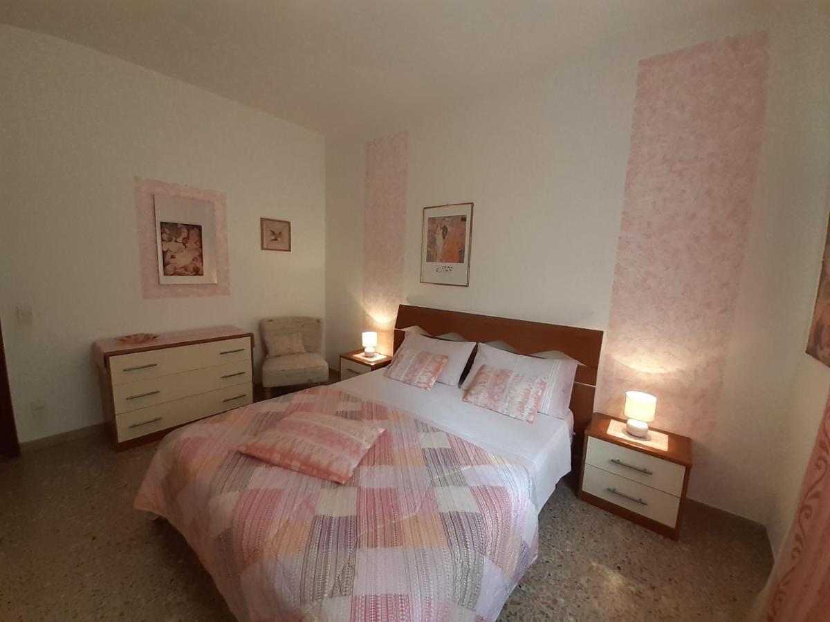 Saglia Apartments Малчезине Екстериор снимка